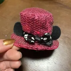 Disney ミニーマウスの帽子型ヘアピン