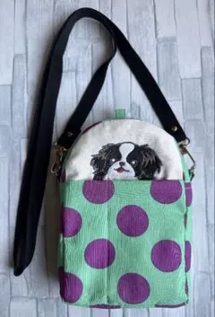 ハンドメイド 刺繍 パピヨン スマホが入る リュック型ショルダーポーチ