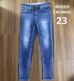 Item thumbnail for item ca437077-b434-4eac-8e55-9778c4aae2f7