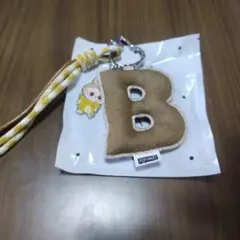 ラブブ　イニシャルチャーム　B