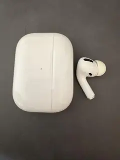 AirPods Pro本体左耳のみ　ホワイト 充電ケース付き