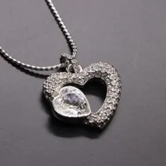 スワロフスキー エモーション ネックレス ハート クリスタル 843865