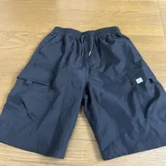 ブラックハーフパンツ サイドポケット付き　160
