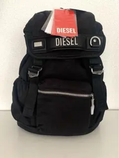 売り切り　新品タグ付きDIESEL 黒 リュック・バックパック スモールのサムネイル