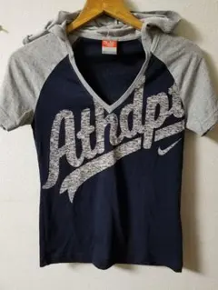 美。NIKE　DRI-FITレディースパーカーTシャツ