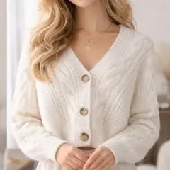 カーディガン ニット　ケーブル編み　白　ショート　ゆったり　体型カバー　ドロップ