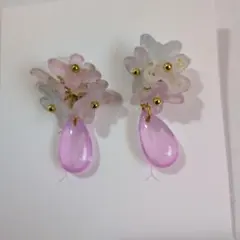 ピアス　お花　ドロップ