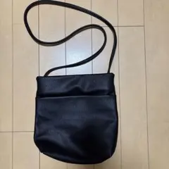 Item thumbnail for item 479df650-e0dd-44ed-8e43-0145db90d05a