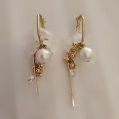 パールとクリスタルのイヤリング