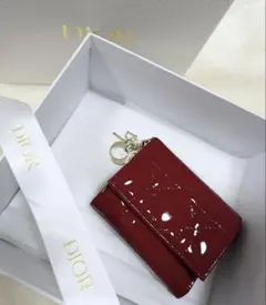 ChristianDior 折りたたみ財布箱付き 2026年最新】Christian Dior 付属品：箱 その他の人気アイテム - メルカリ