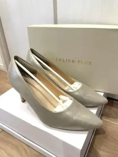 【美品】アミアミ 走れるパンプス 7cmヒール シルバーメタリック24.5/39
