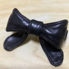 アレクサンドルドゥパリ ブラックレザーリボンバレッタ