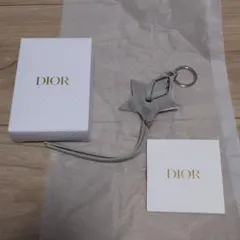 Item thumbnail for item b3fd9d08-5a50-44b3-a6d6-f1c9b53072d5