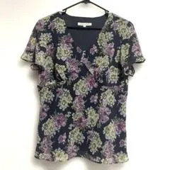 LAURA ASHLEY　ローラアシュレイ　Ｖネック　トップス　花柄シャツ　11