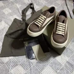 Rick Owens 矢印パッチ レザーローカットスニーカー ブラウンのサムネイル