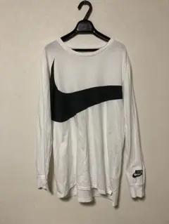 【早い物勝ち】ナイキ スウォッシュ　ロンT Mサイズ