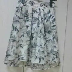お値下げ☆tocco closet オーガンジー花柄スカート