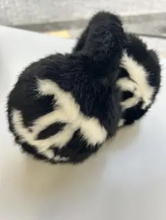 【お値下げ】シャネルノベルティファー耳あて・イヤーマフ 黒と白