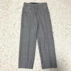 エンポリオアルマーニのクラシカルなヘリンボーン柄スラックス