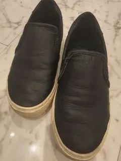 UGG アグ　スリッポン　靴　黒　ブラック　23センチ