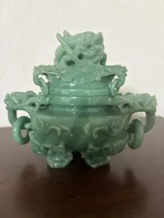 赤翡翠石彫刻 香炉 中国美術品 - メルカリ