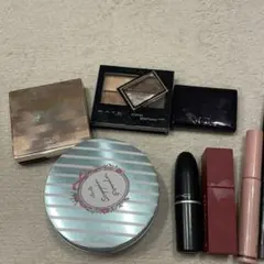 【週末大セール】コスメまとめ売り　アイシャドウ　リップなど