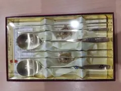 Table Art カトラリーセットのサムネイル