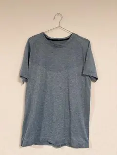 グレー メッシュ Tシャツ RUN FAST LIVE FEARLESS