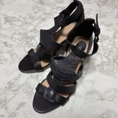 109 新品 EMU Australia 25cm 牛革 レザー