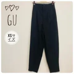 GU ジーユー　ブラック フロントボタン テーパードスラックス