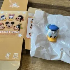 ディズニーストア　シークレットリング　ドナルド