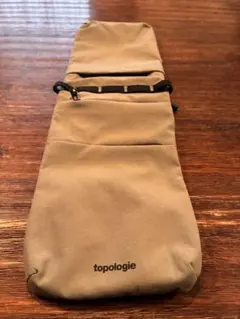 Topologie サコッシュ ベージュ