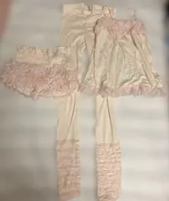 新品未使用　ジェラートピケ　ルームウェア　キャミソールレギンスショートパンツ