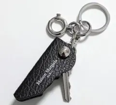 maison margiela　キーチャーム　メゾンマルジェラ　BLACK