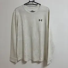 UNDER ARMOUR（アンダーアーマー）　長袖Tシャツ