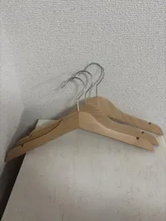IKEAキッズ(子供用)木製ハンガー 3本セット