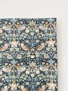 0.35m liberty タナローン strawberry thief