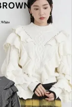 LILY BROWNフリル付きケーブルニットセーター