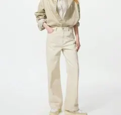 【試着のみ】ユニクロワイドストレートジーンズ　23　ベージュ