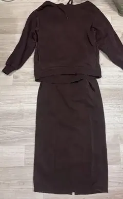 4/12までのお値下げ価格！ GU ブラウン セットアップ M XS