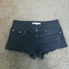 forever21★ブラックショートパンツ