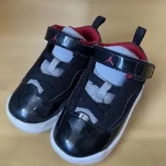 Jordan ブラック/レッド スニーカー