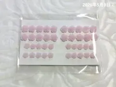 ♡ピンクの薔薇のパーツ４０個　薔薇　薔薇パーツ　　ネイルパーツ　デコパーツ♡