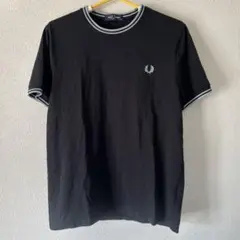 FREDPERRYツインティップラインワンポイントロゴTシャツ　黒　M