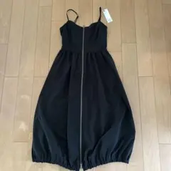 GU フロントジップバブルヘムワンピース　Sサイズ