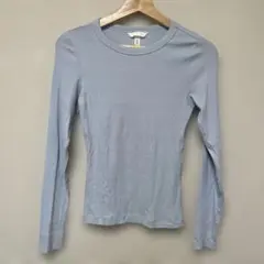 ユニクロ　トップス