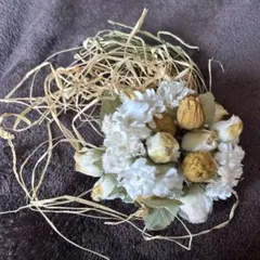 コサージュ ブローチ ホワイト系 花束モチーフ