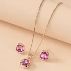 ピアス ネックレス ピンクゴールド ピンクストーン ベネチアンチェーン
