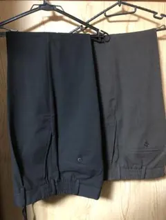 タックテーパードパンツ