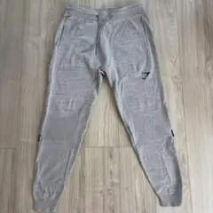 GYMSHARK グレー ジョガーパンツ M